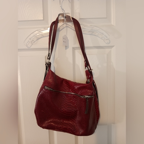 Gianna Conti Vers Pelle leather convertible shoulder bag/backpack - Picture 5 of 5
